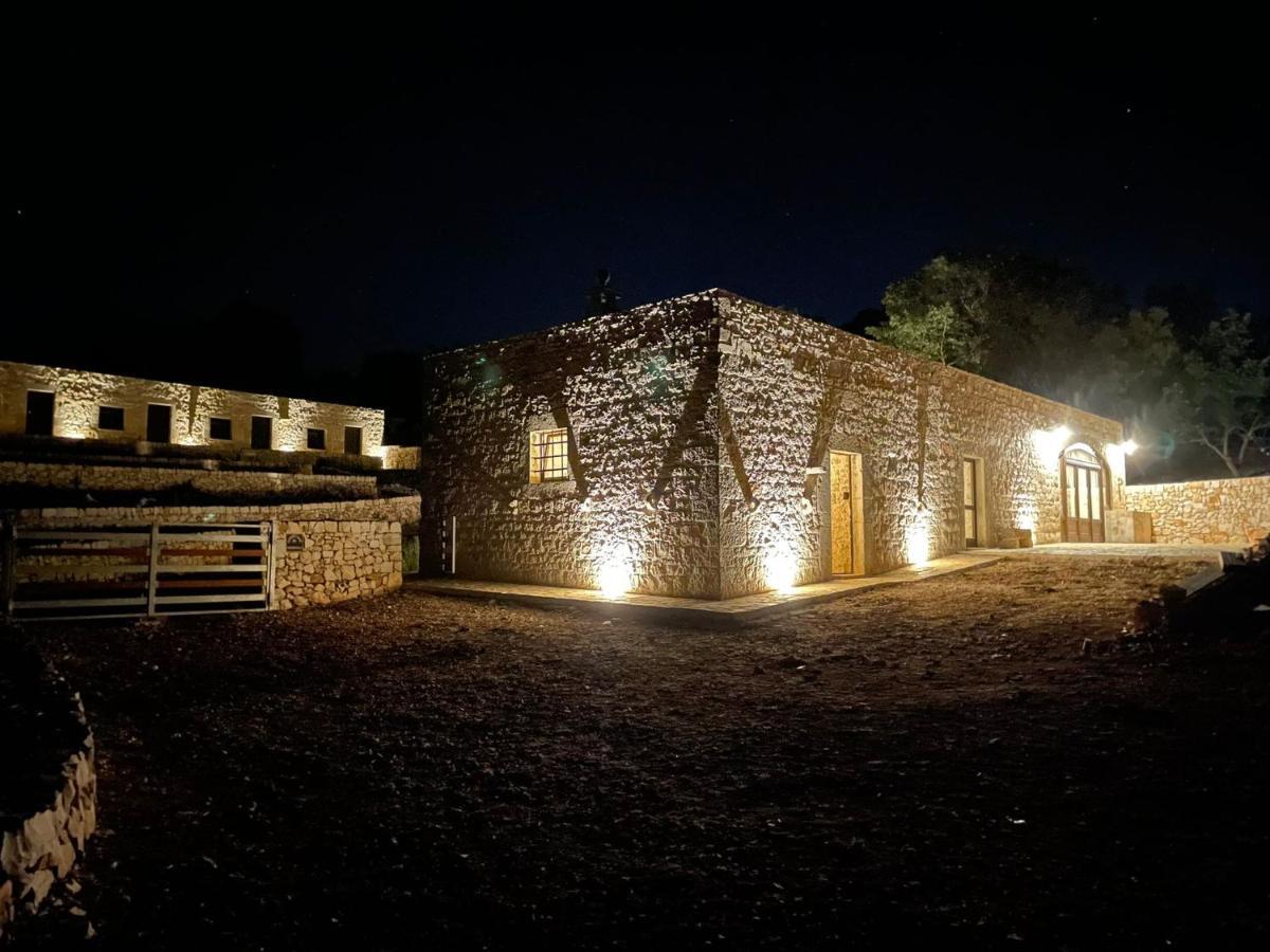 Donnapaola Modern Farm Villa Altamura Bagian luar foto